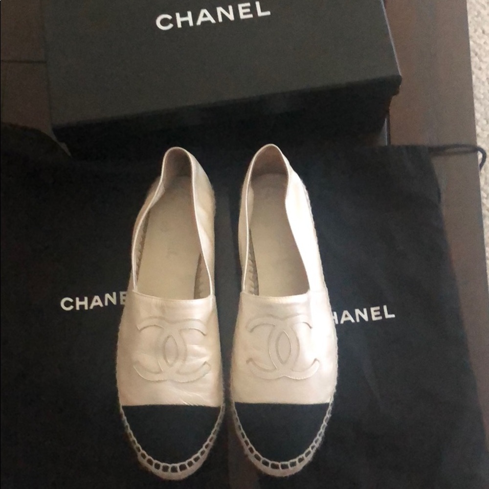 Chanel Shoe | Chanel Espadrille - Picture 2 of 3